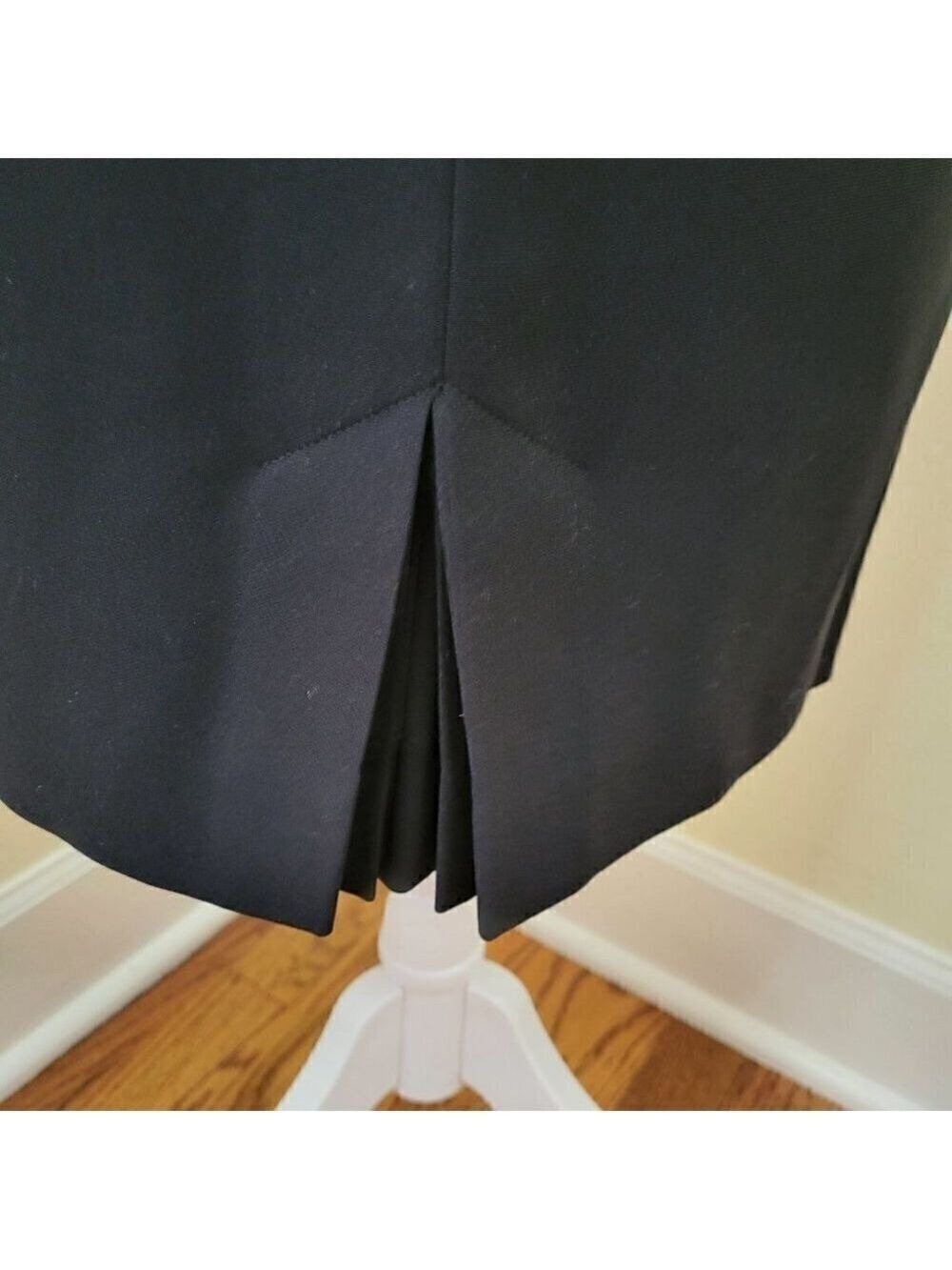 Ann Taylor Pencil Skirt Flat Front Black Business Career Wear Women's Size 0P - Picture 8 of 12